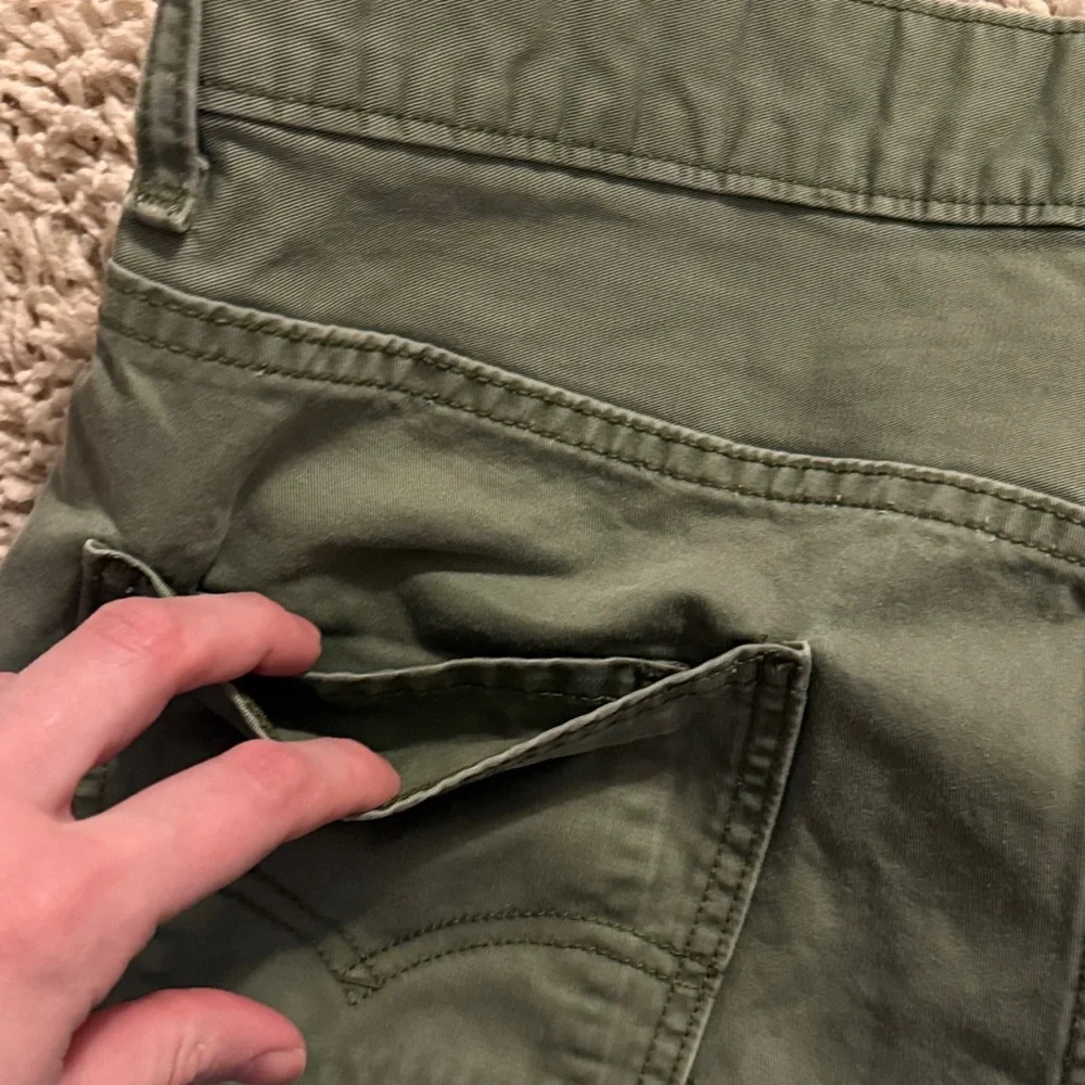Levi's Olive Green Chino Pants 32 x 32
